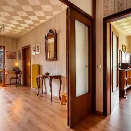 Sulle Dolomiti A Casa Della Scrittrice *